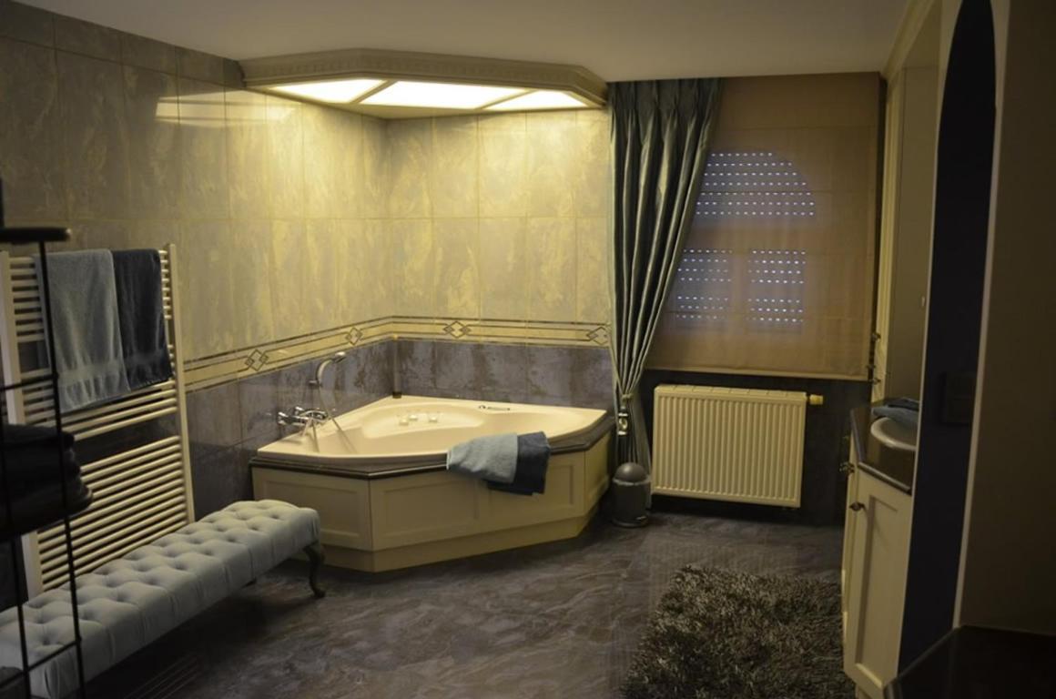 B&B Serenity Pelt Экстерьер фото